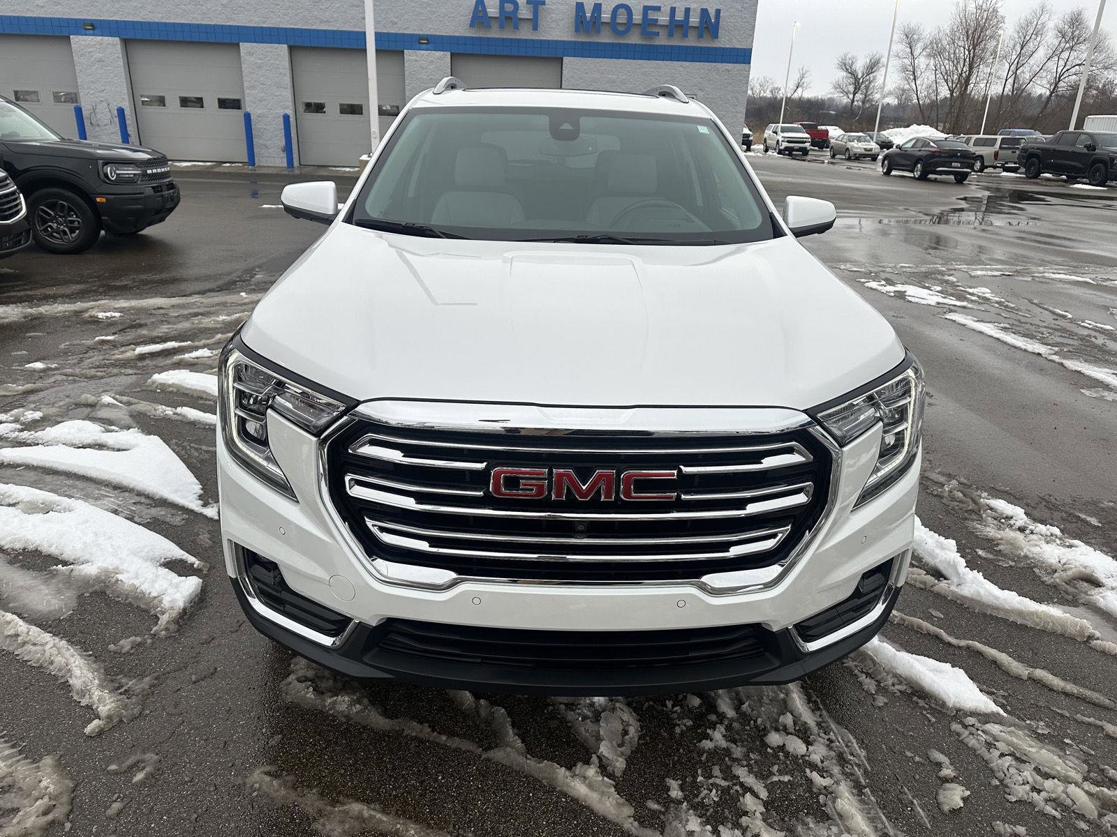 Used 2022 GMC Terrain SLT w/ Infotainment Package II image 16