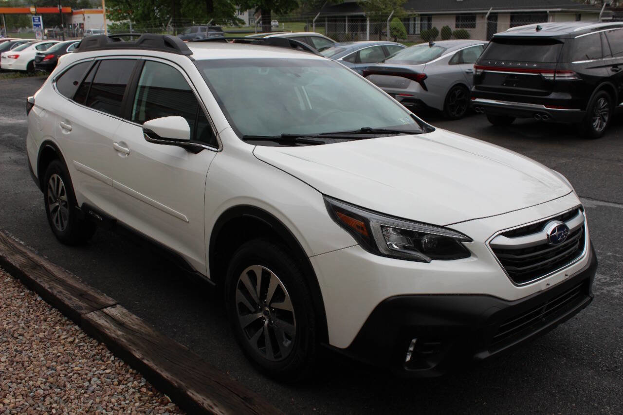 Used 2022 Subaru Outback Premium AWD/4WD image 5