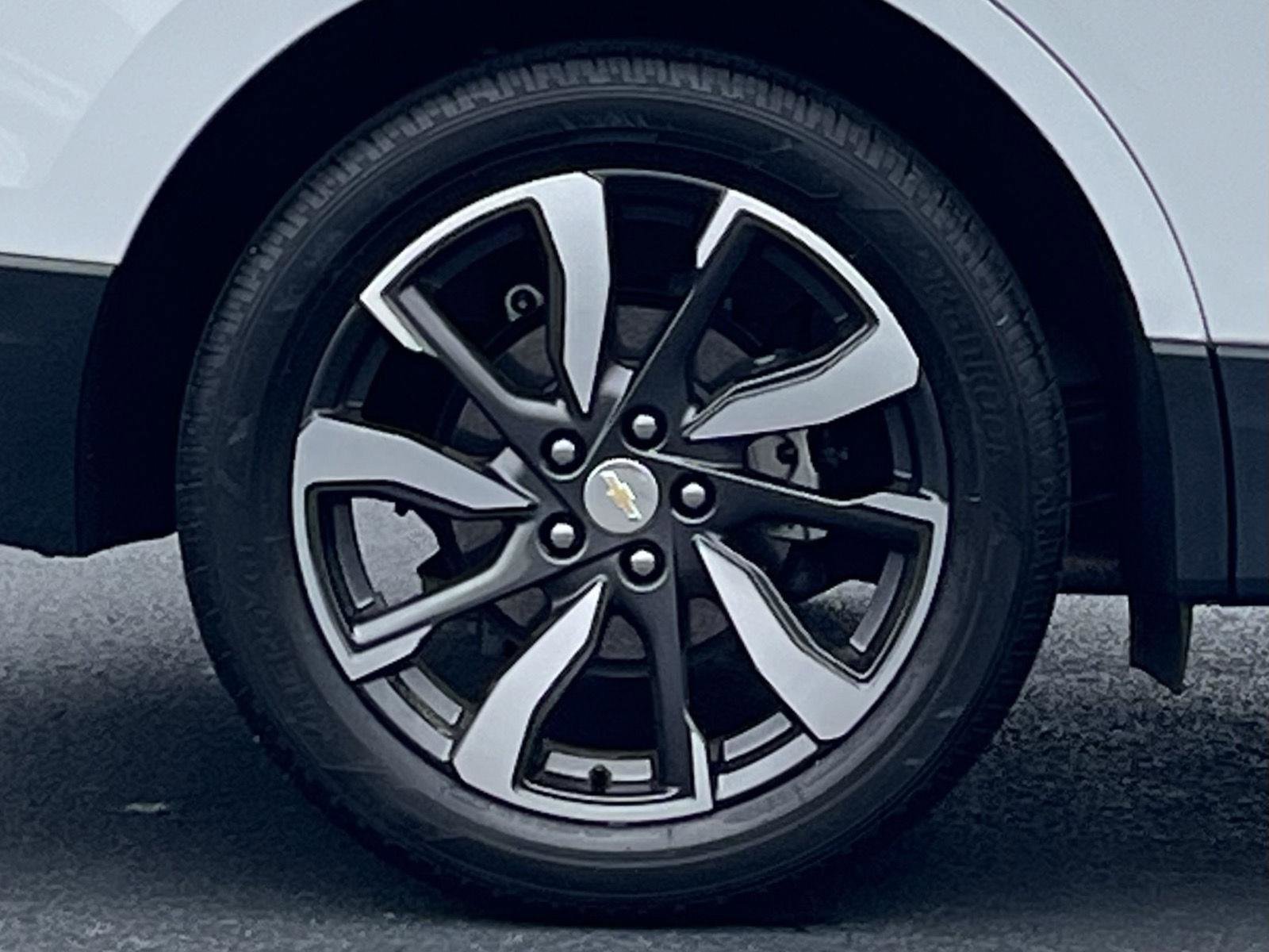 Used 2022 Chevrolet Equinox Premier image 31