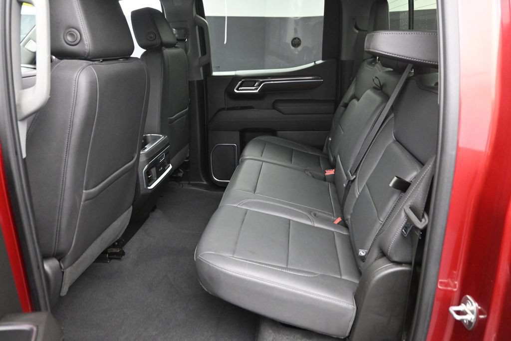 Used 2023 Chevrolet Silverado 1500 LTZ AWD/4WD image 12