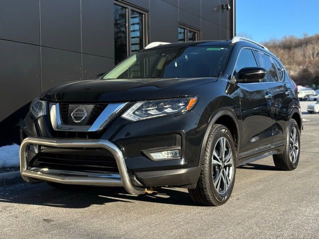 Used 2017 Nissan Rogue SL w/ SL Premium Package AWD/4WD image 2