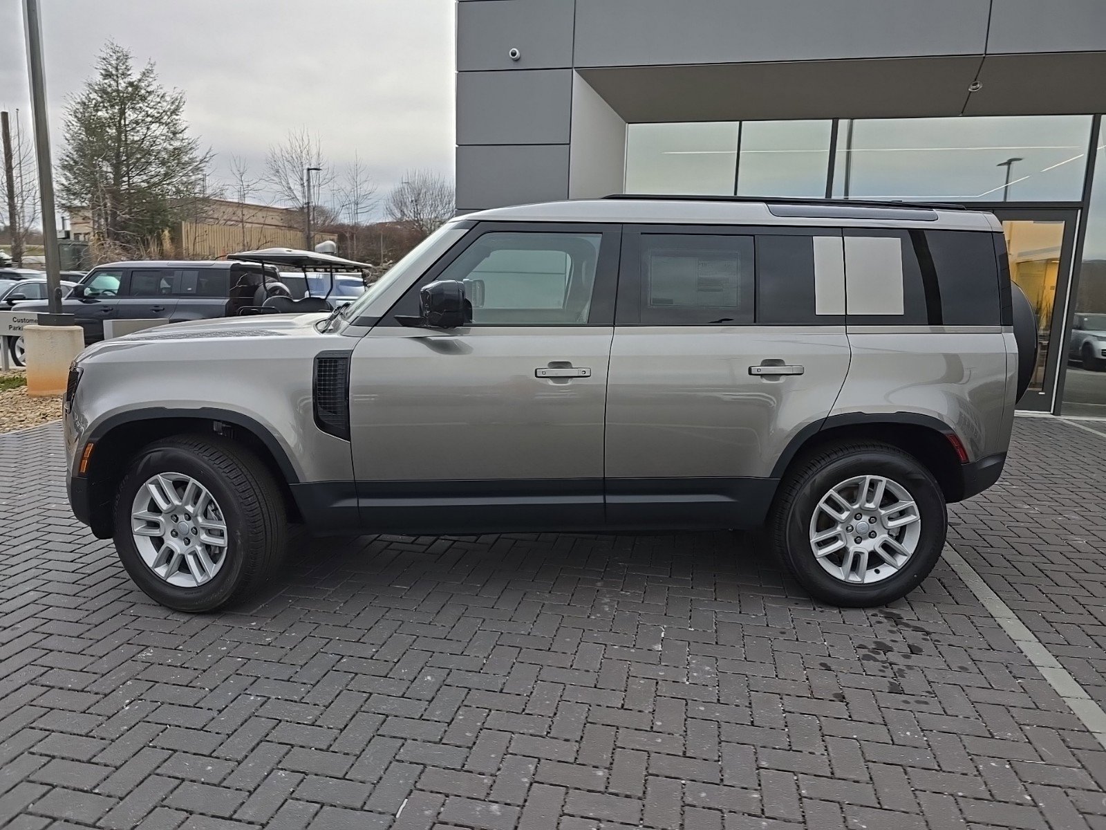 Certified 2025 Land Rover Defender 110 S image 9