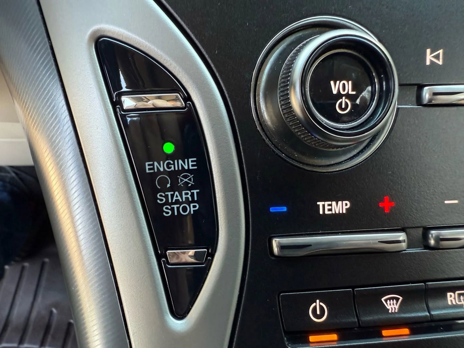 Used 2019 Lincoln Nautilus Select image 29