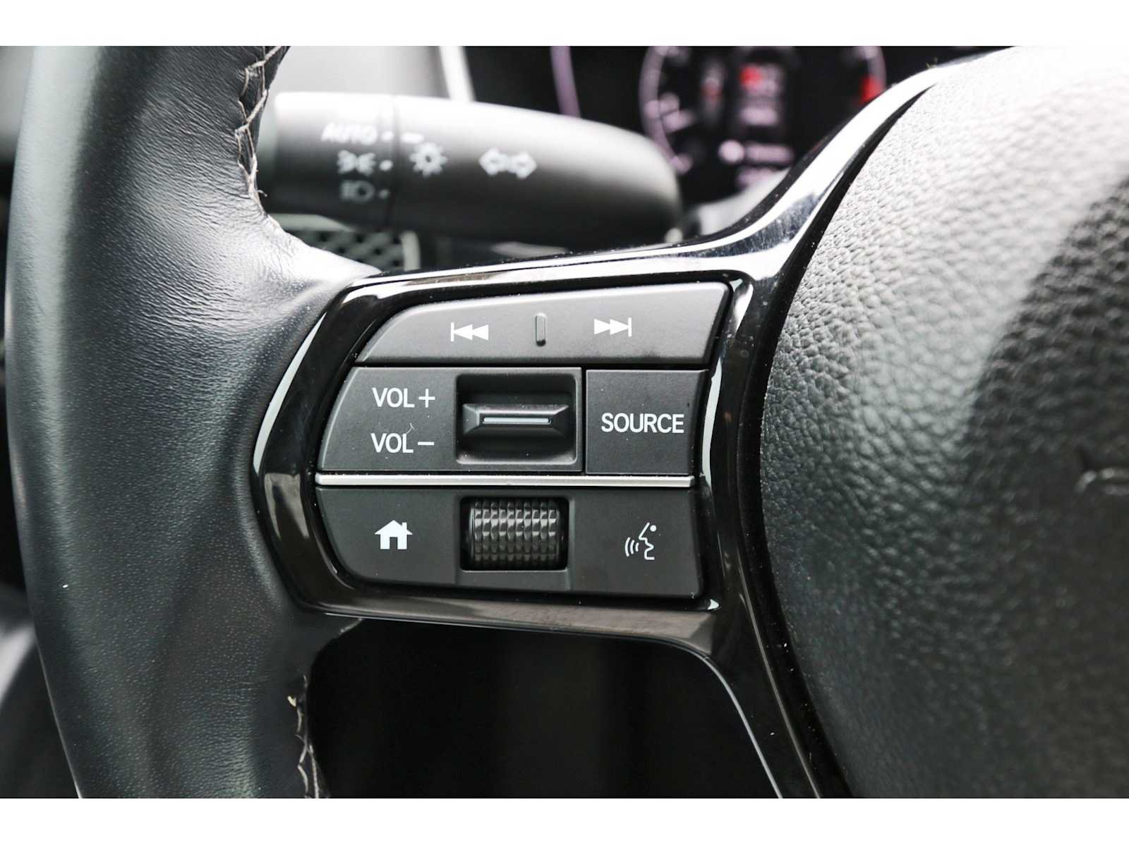 Used 2024 Honda Civic EX-L image 15