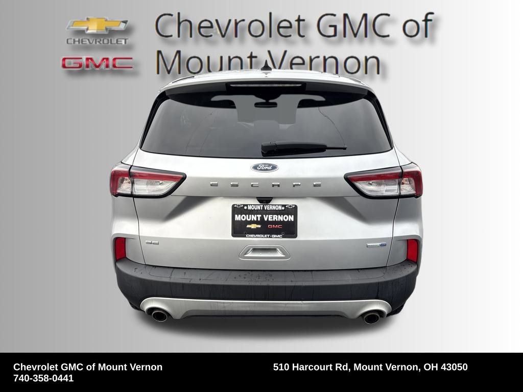 Used 2020 Ford Escape SE image 4