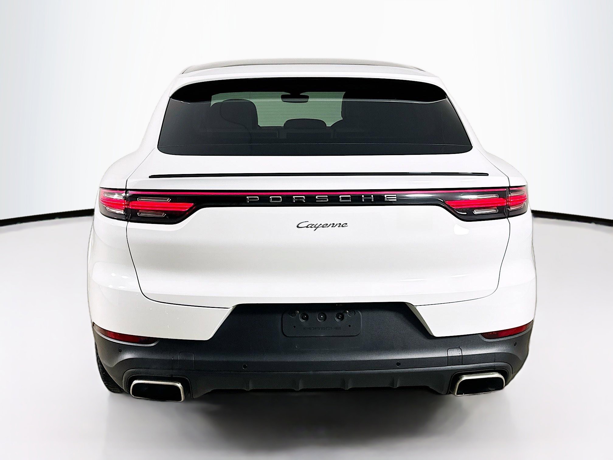 Used 2021 Porsche Cayenne Coupe image 6