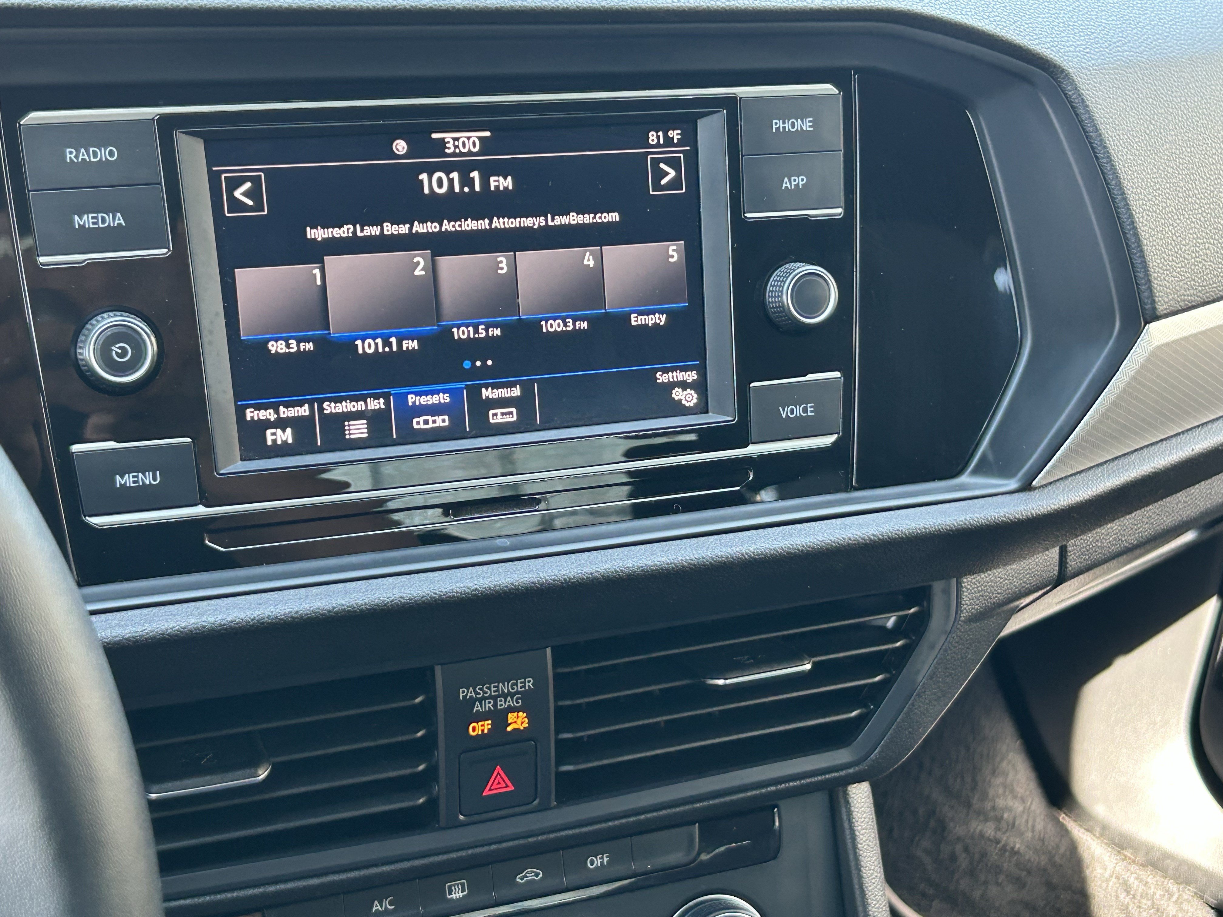 Certified 2022 Volkswagen Jetta Sport FWD image 21