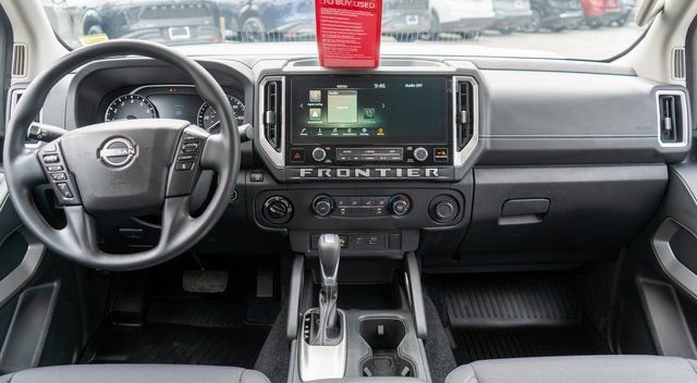 Certified 2025 Nissan Frontier SV image 14