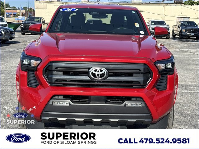 Used 2026 Toyota Tacoma SR5 AWD/4WD image 9