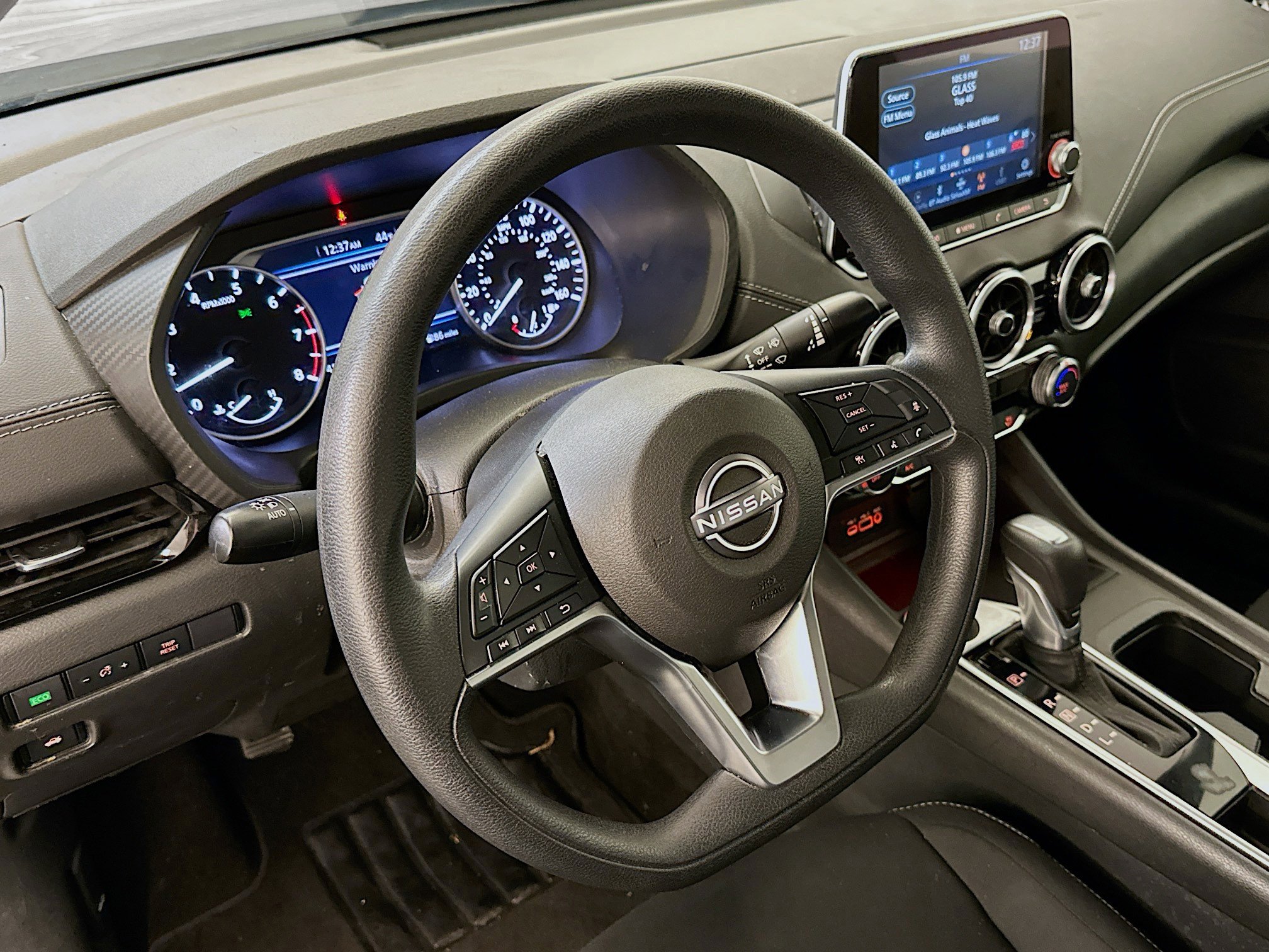 Used 2024 Nissan Sentra SV image 18