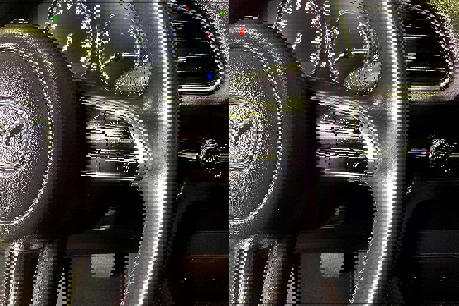 Used 2024 MAZDA CX-30 AWD 2.5 S w/ Premium Package image 12