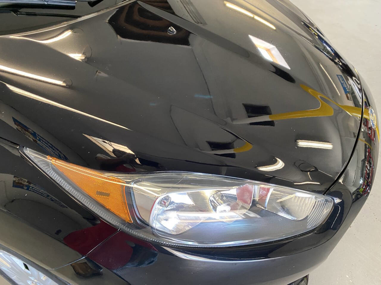 Used 2018 Ford Fiesta S image 9