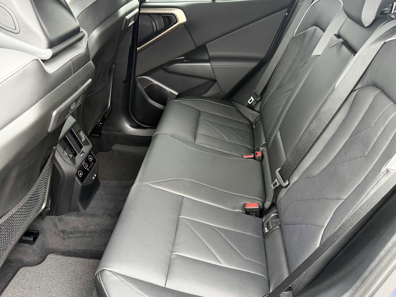 New 2025 BMW X3 xDrive30i w/ Premium Package image 15