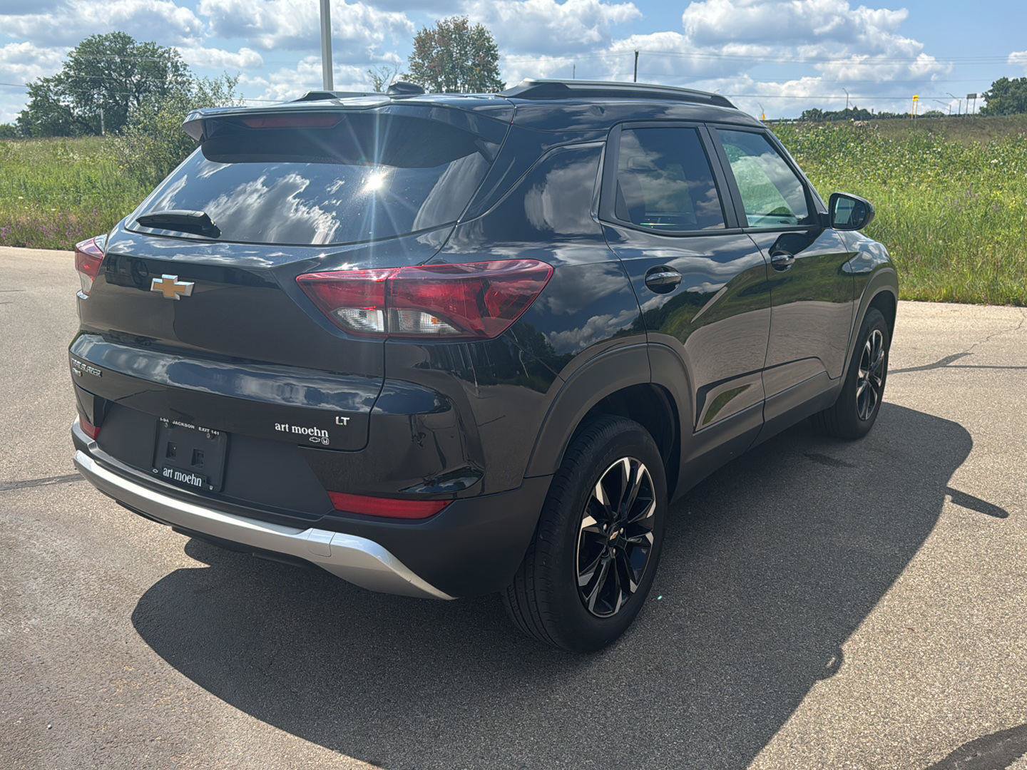 Used 2023 Chevrolet TrailBlazer LT w/ Convenience Package AWD/4WD image 5