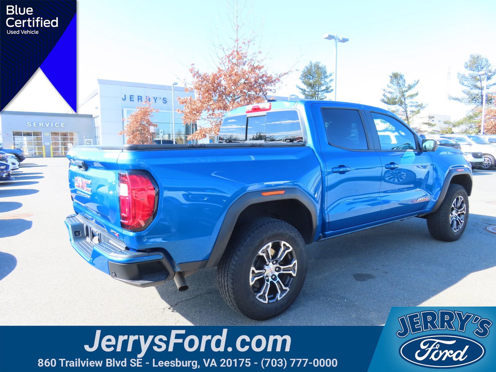 Used 2023 GMC Canyon AT4 w/ AT4 Premium Package image 6