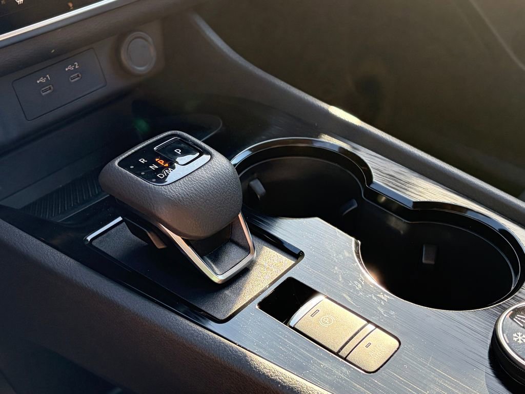 Certified 2025 Nissan Rogue S image 17