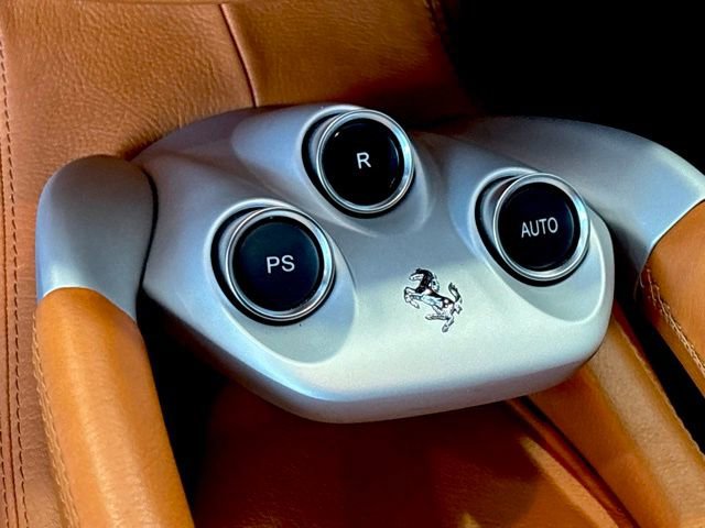 Used 2012 Ferrari FF AWD/4WD image 14