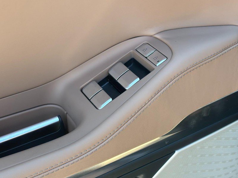 New 2026 Lincoln Navigator L Black Label AWD/4WD image 15