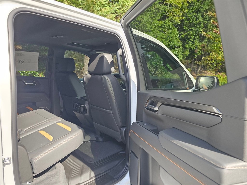 New 2026 GMC Sierra 1500 AT4 w/ AT4 Premium Package image 14