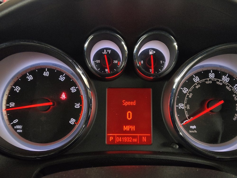 Used 2019 Buick Cascada Premium image 23