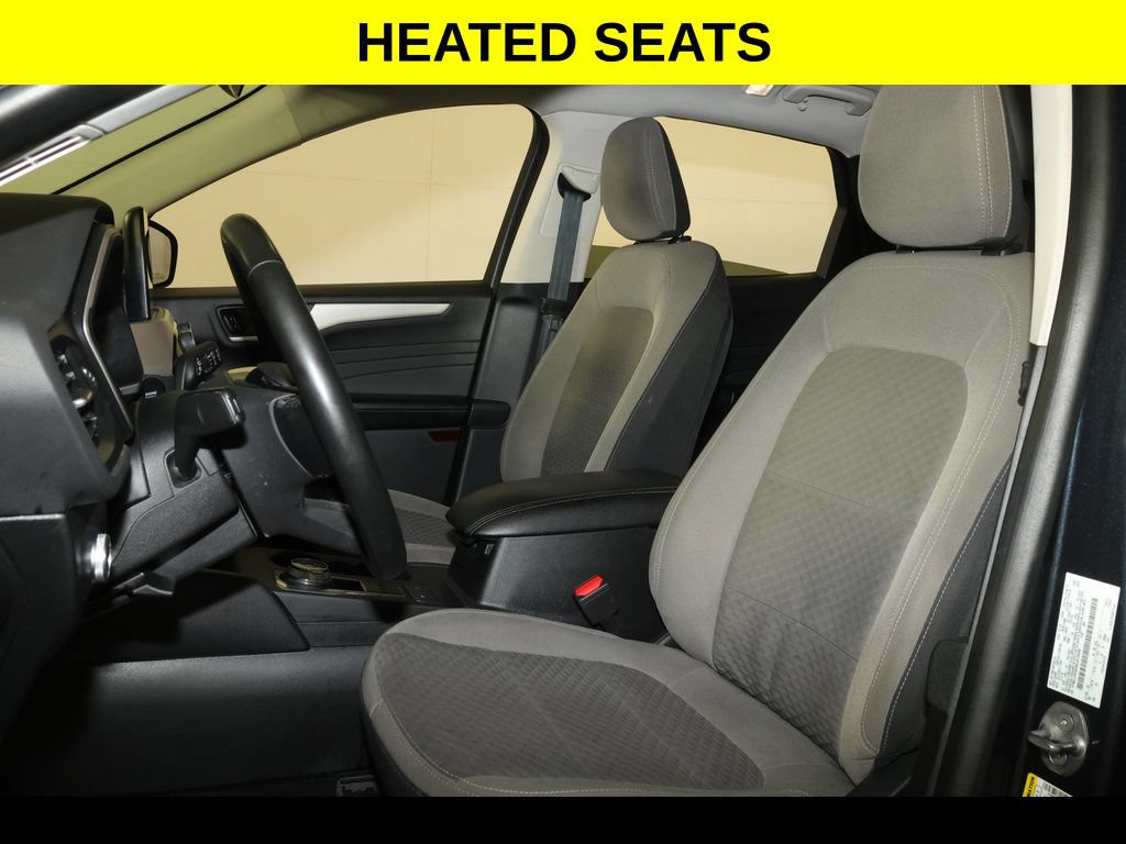 Used 2022 Ford Escape SE w/ Cold Weather Package AWD/4WD image 3