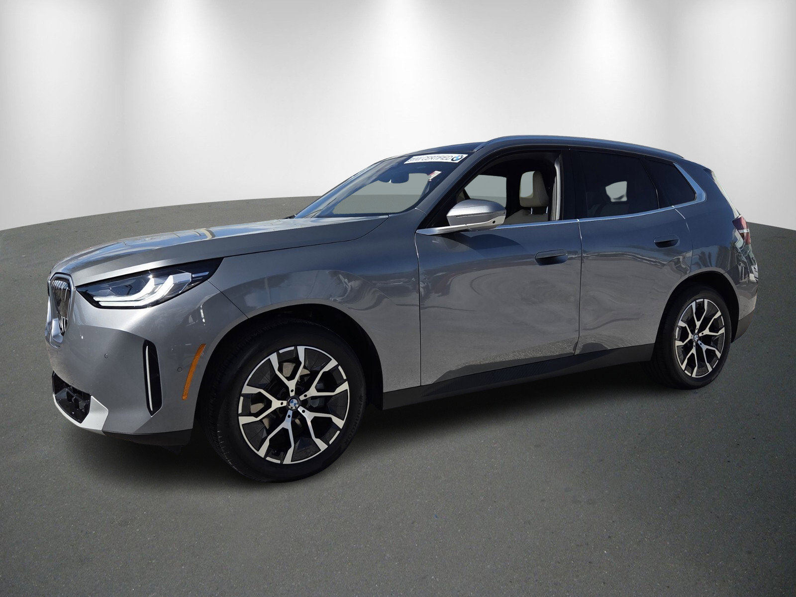 Certified 2025 BMW X3 xDrive30i w/ Premium Package image 3