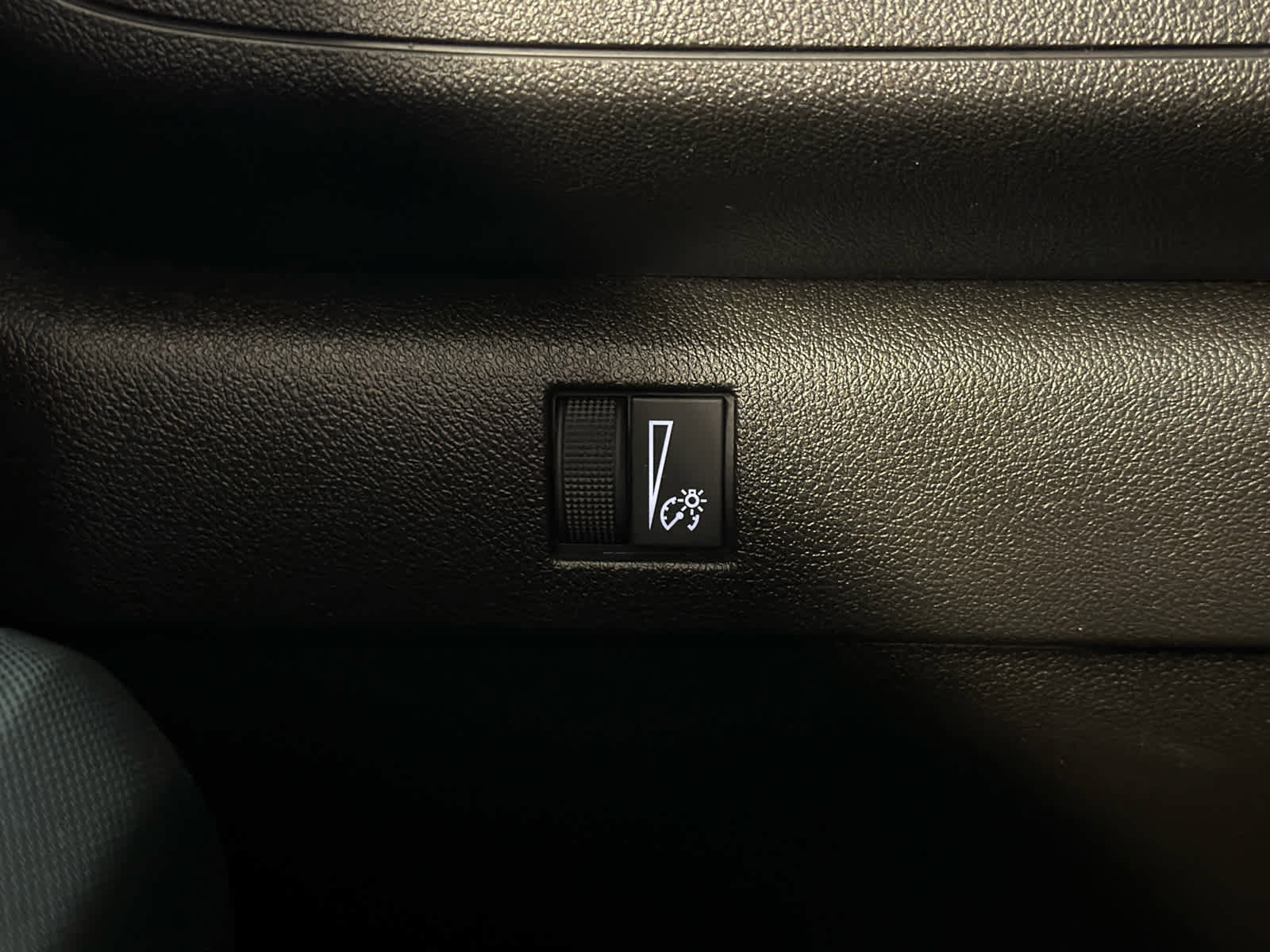 Used 2024 Chevrolet Colorado W/T image 38