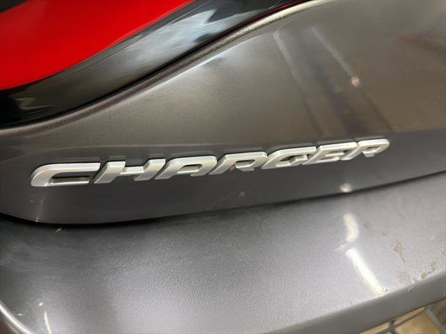Used 2021 Dodge Charger SXT w/ Leather Interior Group RWD image 8
