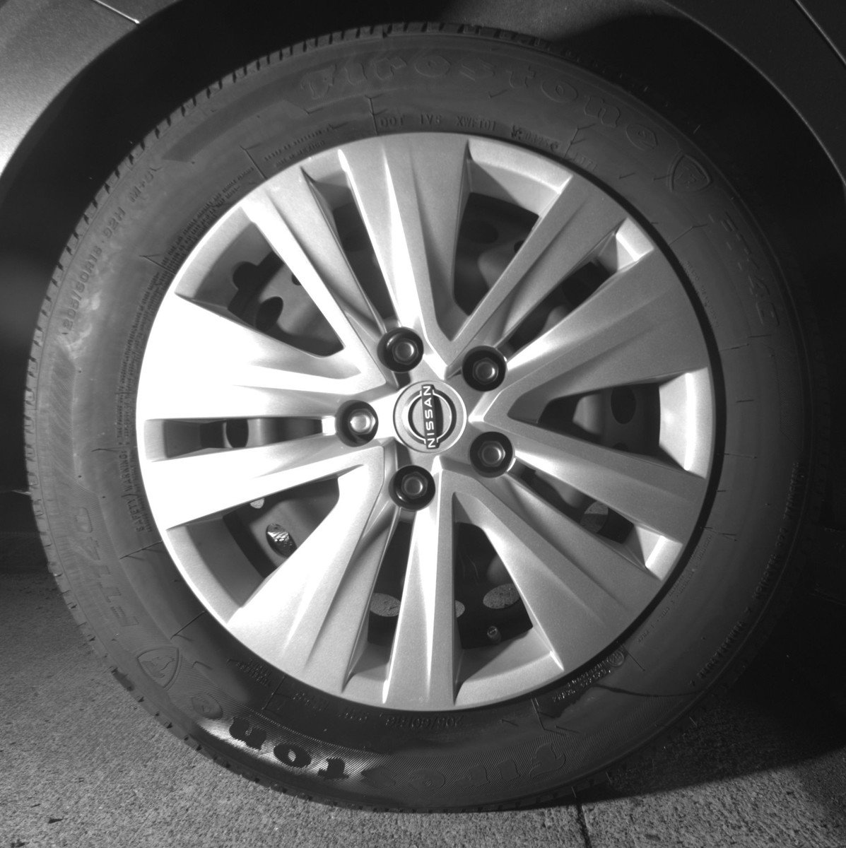 Used 2025 Nissan Sentra S image 15