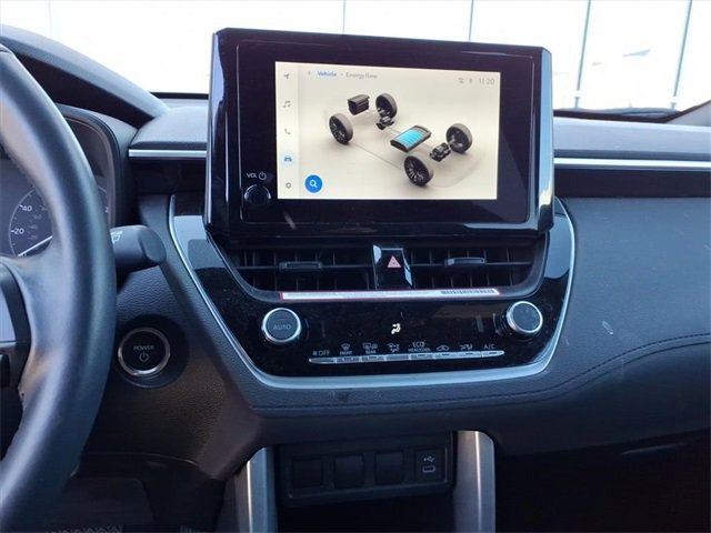 Used 2023 Toyota Corolla Cross SE image 15