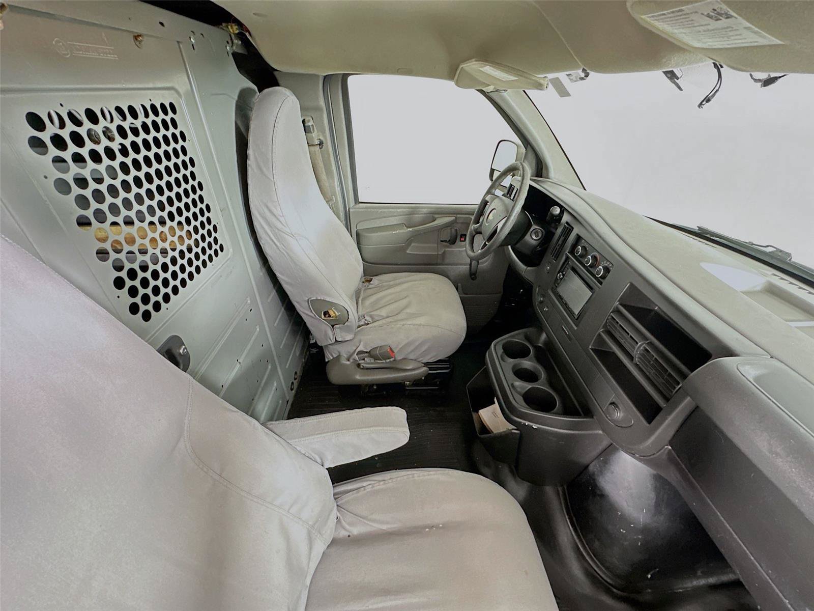 Used 2012 Chevrolet Express 1500 RWD image 23