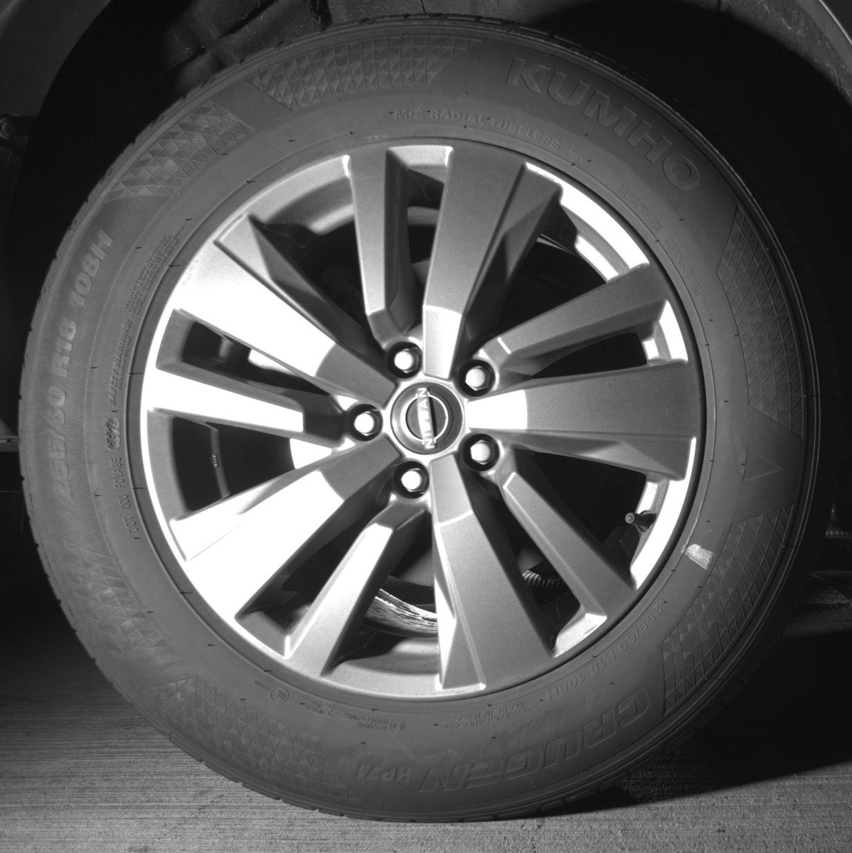 Used 2025 Nissan Pathfinder SV AWD/4WD image 15