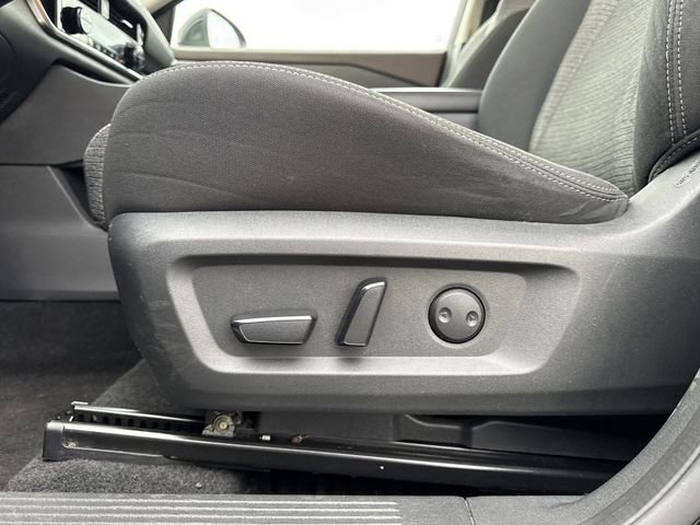 Used 2022 Nissan Rogue SV image 11