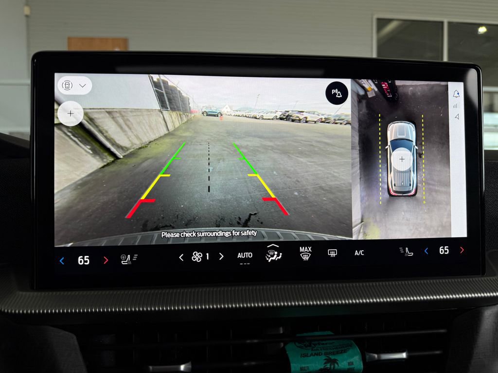 Used 2025 Ford Explorer Platinum w/ LUX Leather Package image 18