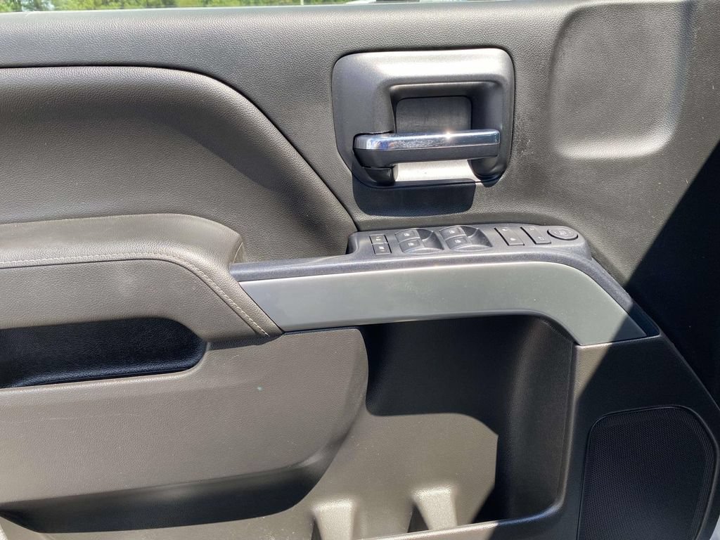 Used 2018 Chevrolet Silverado 2500 LT AWD/4WD image 15