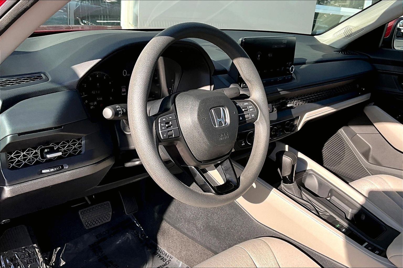 Used 2023 Honda Accord EX image 14