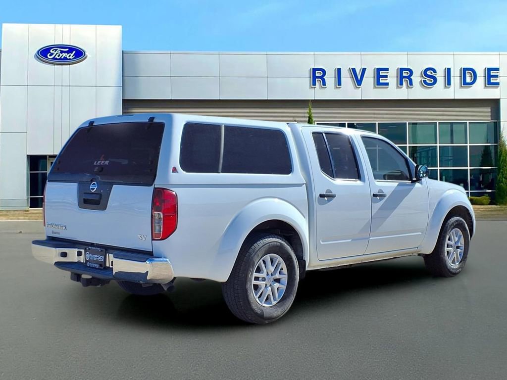 Used 2019 Nissan Frontier SV image 6