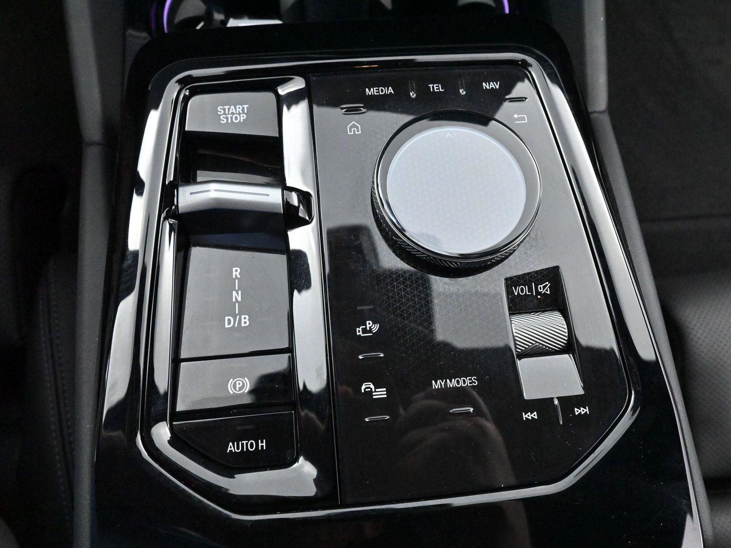 Used 2024 BMW i5 eDrive40i w/ M Sport Package image 27