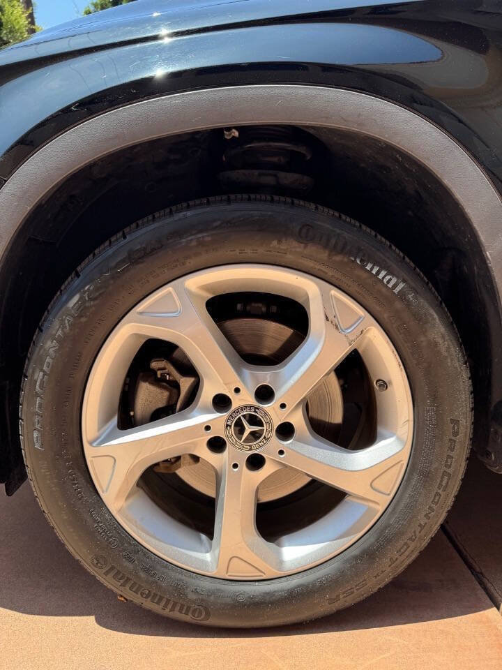 Used 2019 Mercedes-Benz GLA 250 4MATIC image 30