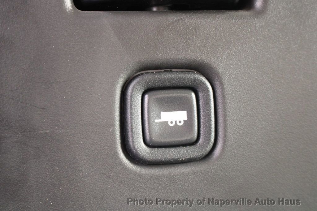 Used 2025 Chevrolet Express 2500 Extended w/ Communications Package image 24