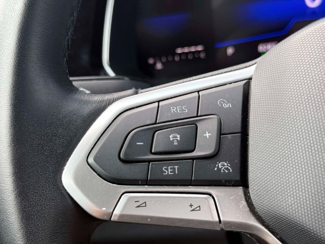 Used 2024 Volkswagen Jetta Sport FWD image 20