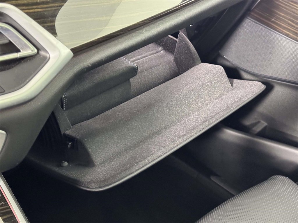 Used 2023 BMW X5 xDrive40i w/ Premium Package image 31