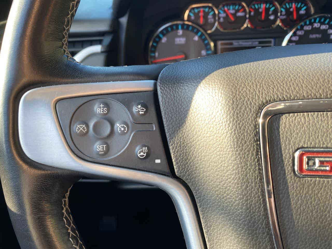 Used 2020 GMC Yukon XL SLT w/ Premium Edition AWD/4WD image 20