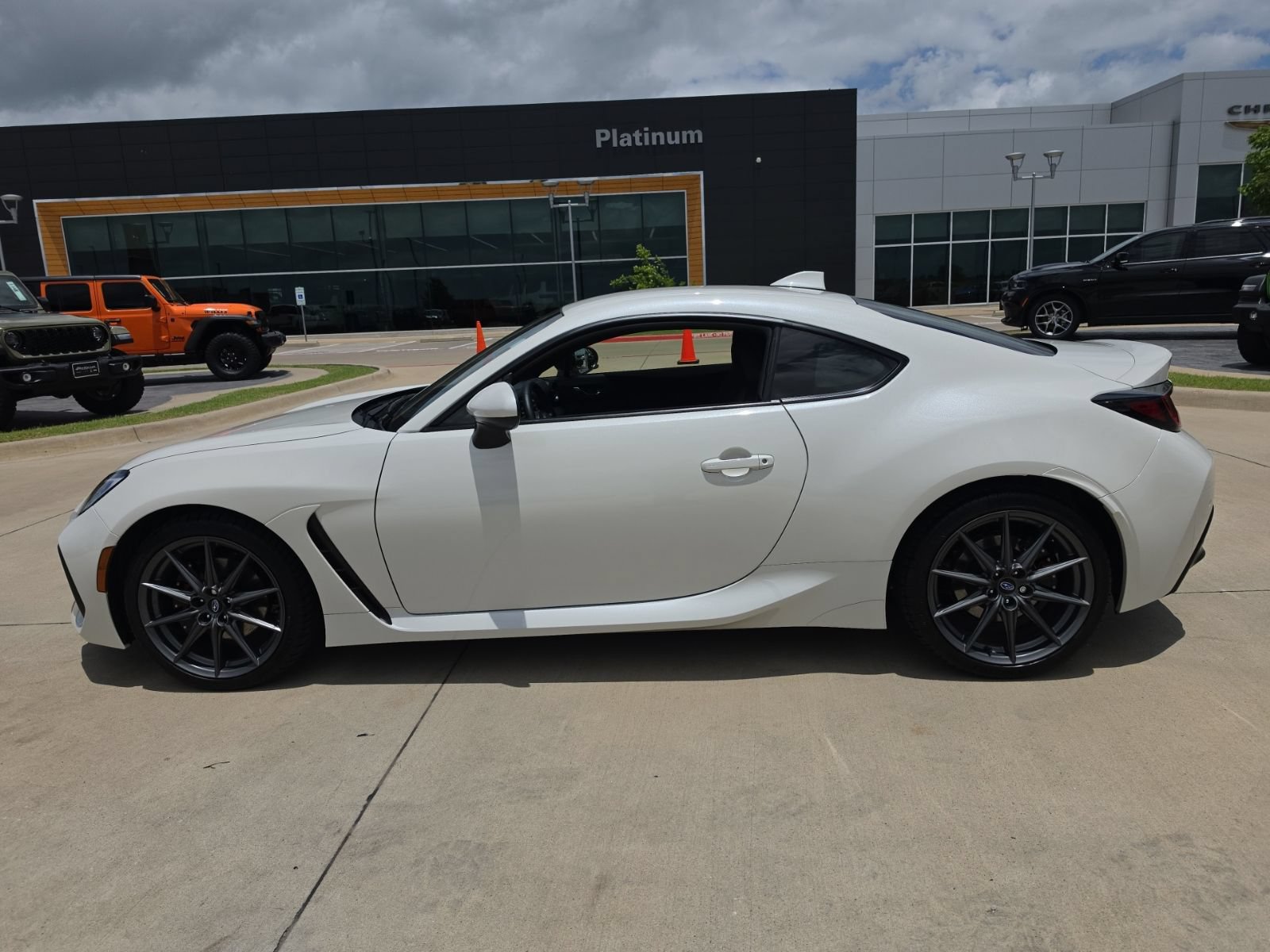 Used 2024 Subaru BRZ Limited RWD image 2