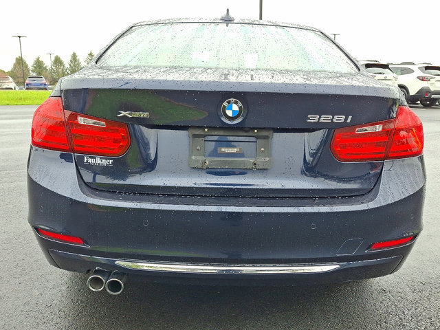 Used 2015 BMW 328i xDrive Sedan AWD/4WD image 6