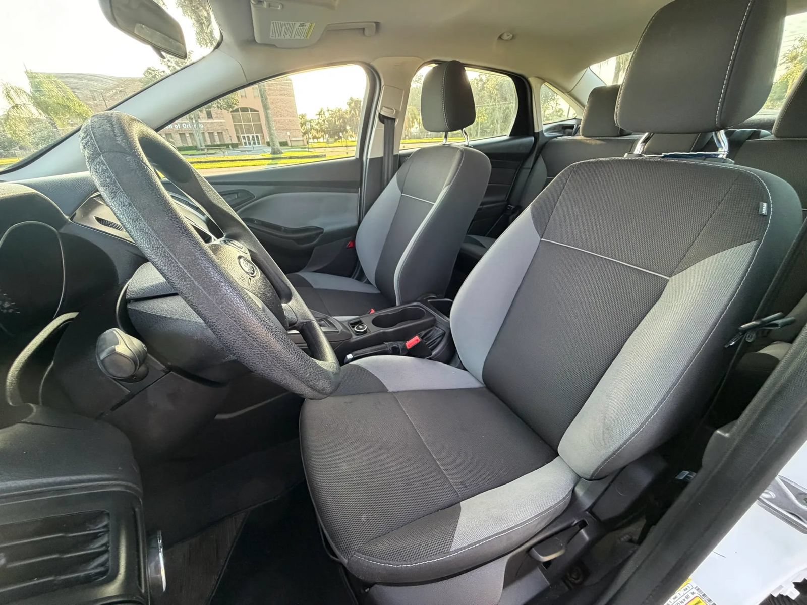 Used 2014 Ford Focus S FWD image 19