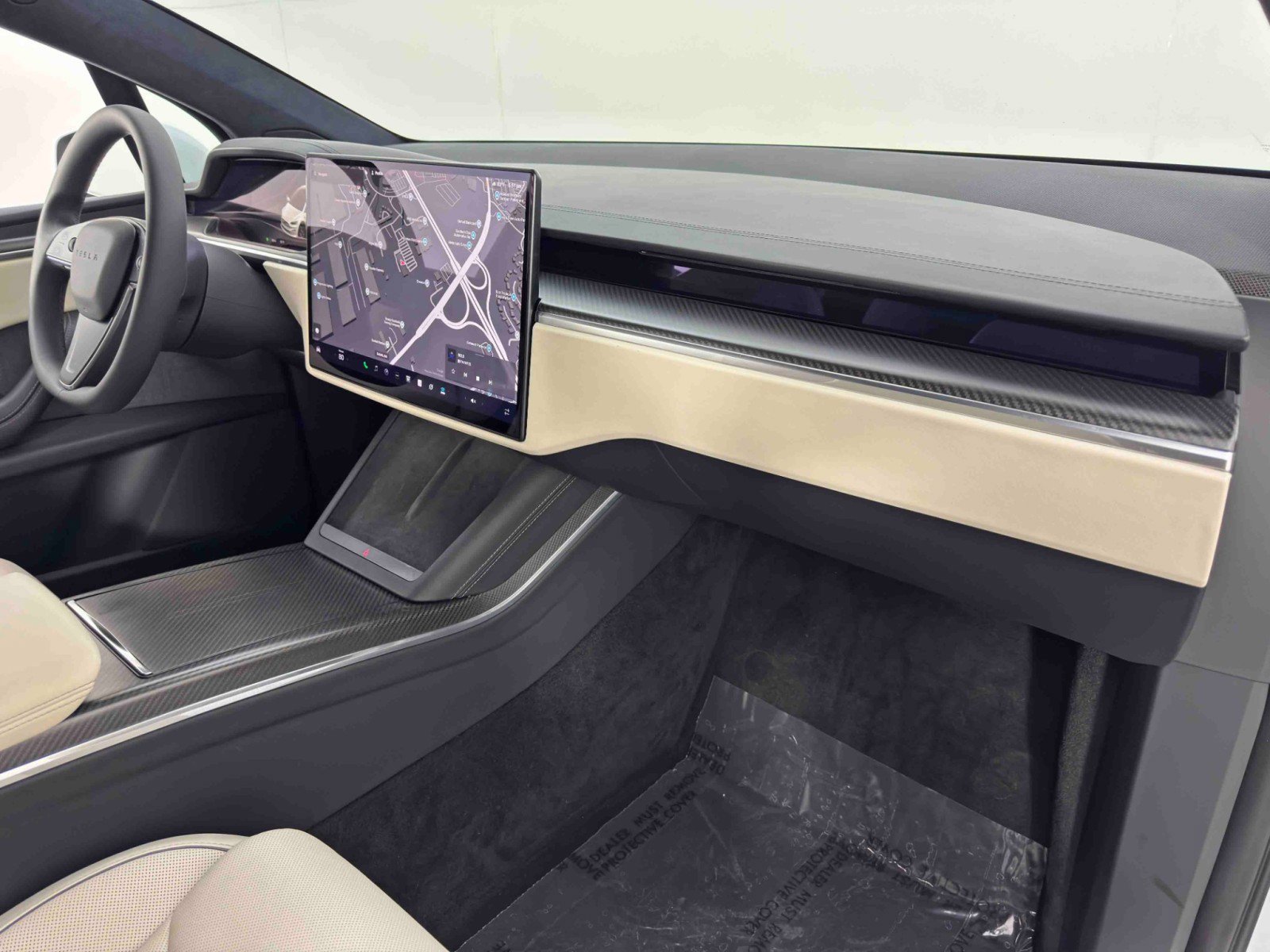 Used 2022 Tesla Model X Plaid image 14