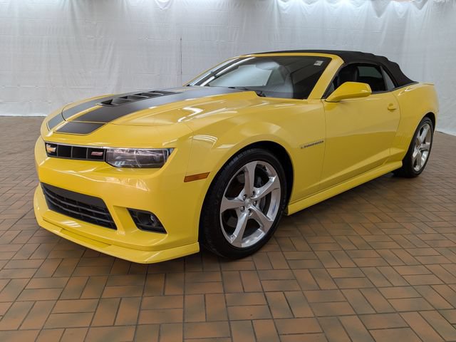 Used 2015 Chevrolet Camaro SS RWD image 3