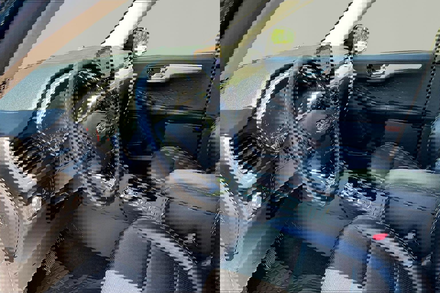 Used 2020 Ford Escape SEL FWD image 17