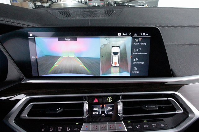 Used 2020 BMW X7 xDrive40i w/ Cold Weather Package image 31